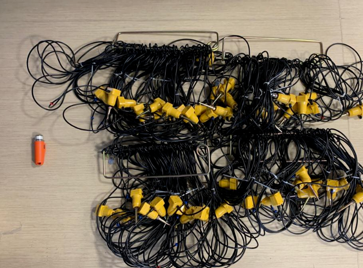 Figure 1- Single sensor STRYDE node size compared to cabled geophones