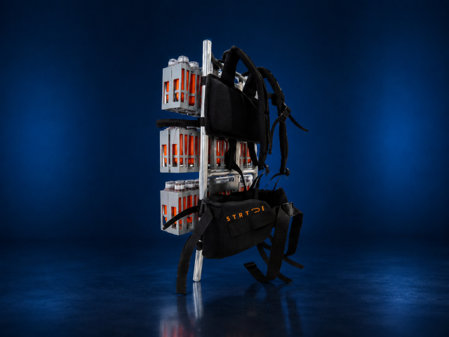 Feeder backpack