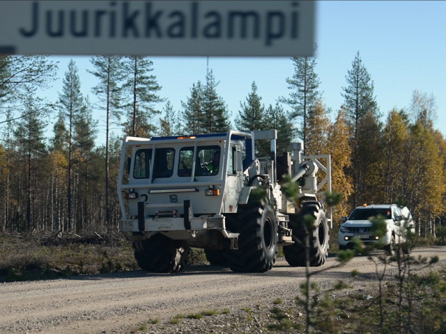 A regional scale reflection seismic survey for mineral system studies in Finland