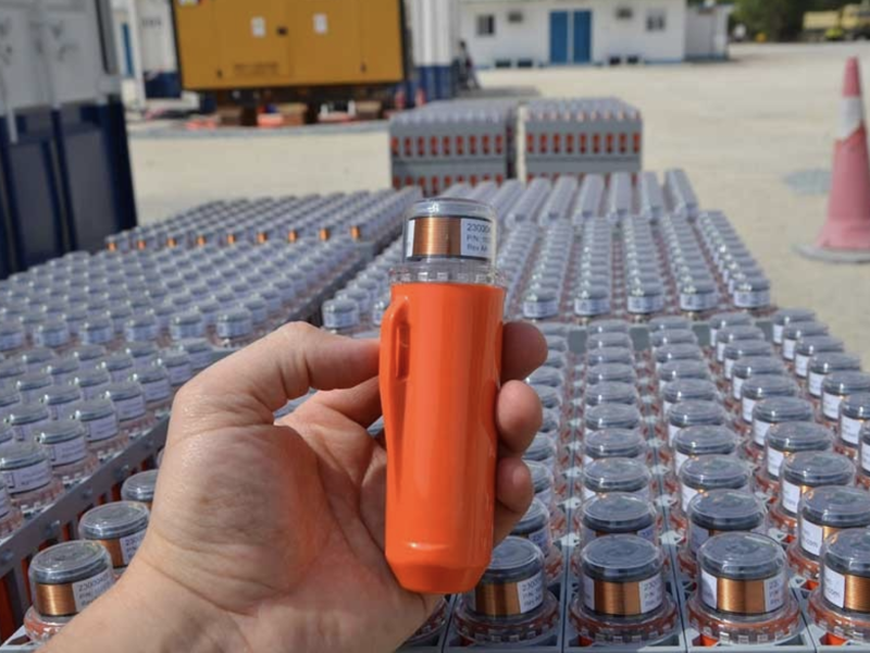 Holding a STRYDE Node